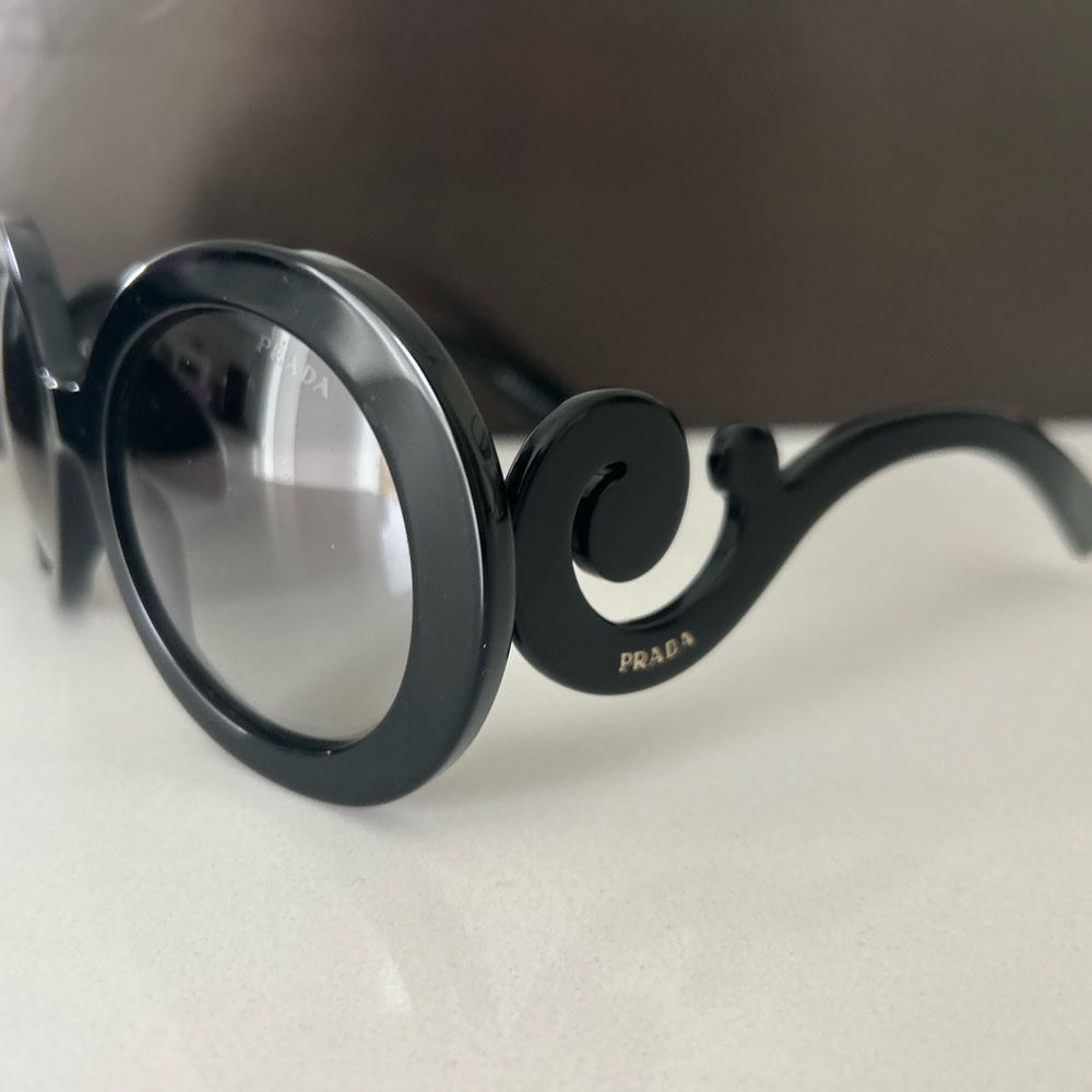 Chic Prada Black Sunglasses